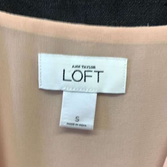 Ann Taylor Blush Sleeveless Blouse - Picture 4 of 8